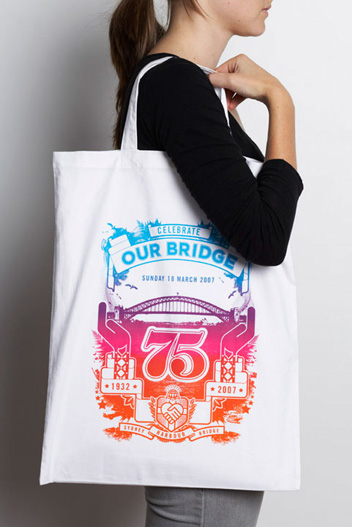 Tote bag