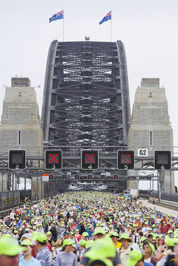 Sydney Harbour Bridge, day