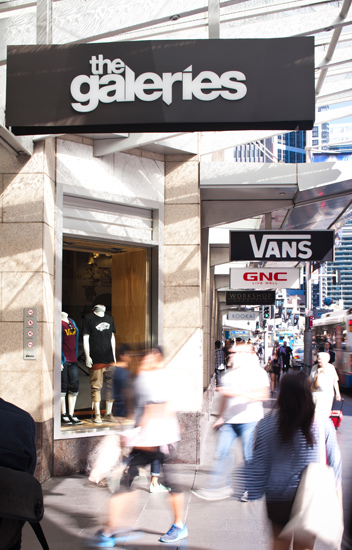 The Galeries Victoria Wayfinding System